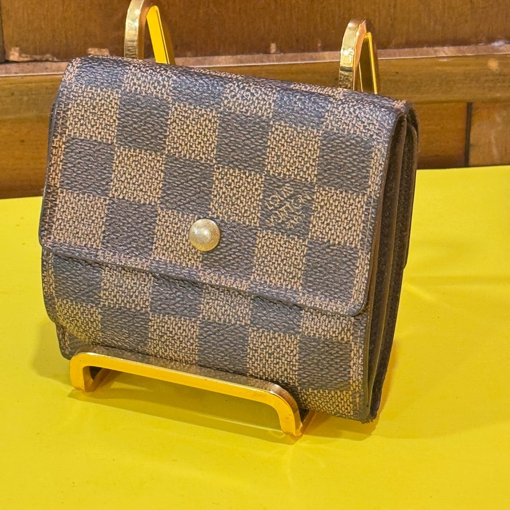 Louis Vuitton Damier Compact bifold wallet - Picture 3 of 16